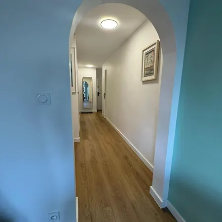 Montblancviewapartment דירה